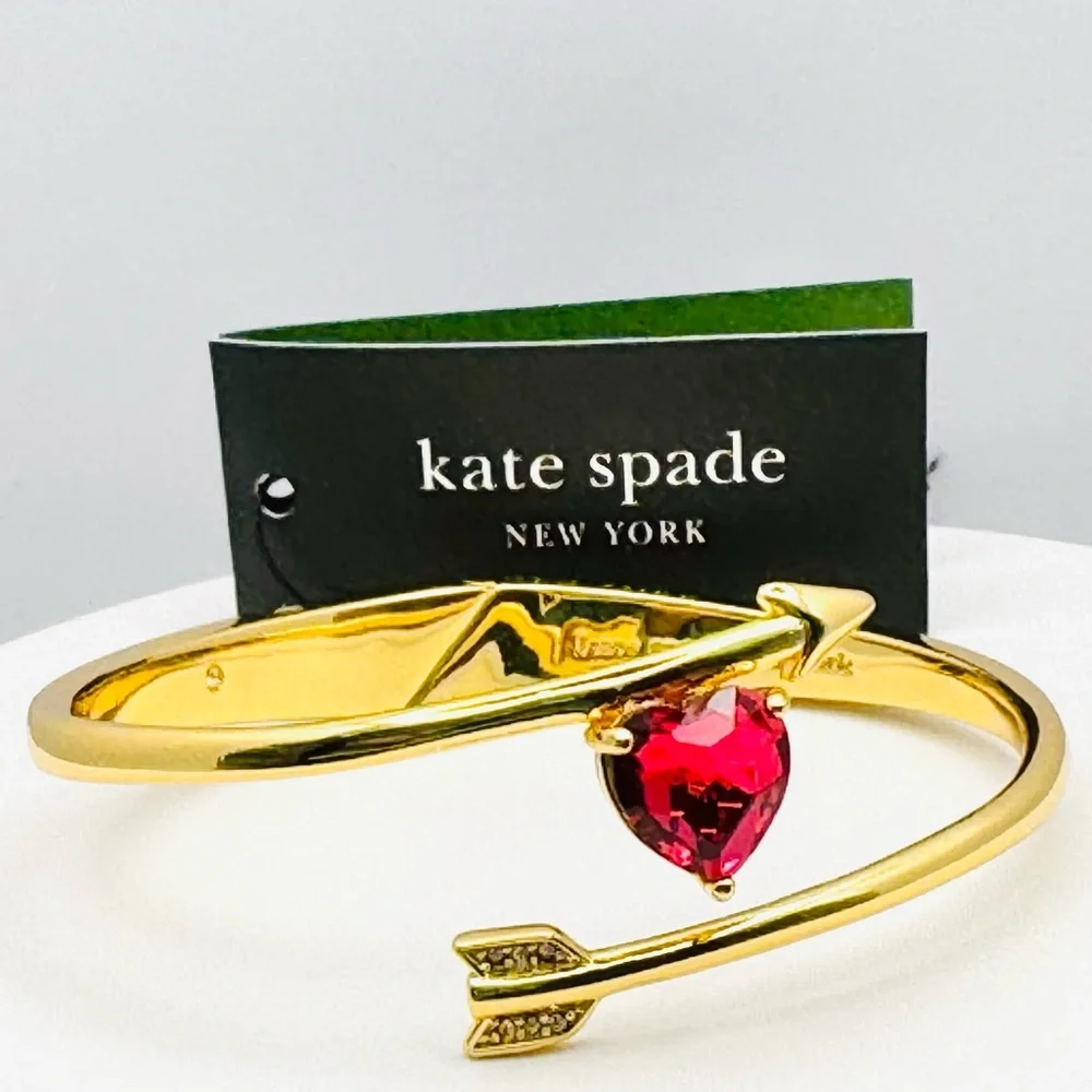KATE SPADE ❤️ Lovestruck Heart and Arrow Hinged Bracelet NEW